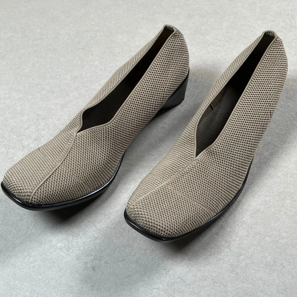 Charleston Shoe‎ Co. Cape Low Pumps Women 10 Taupe Woven Knit Square Toe Comfort
